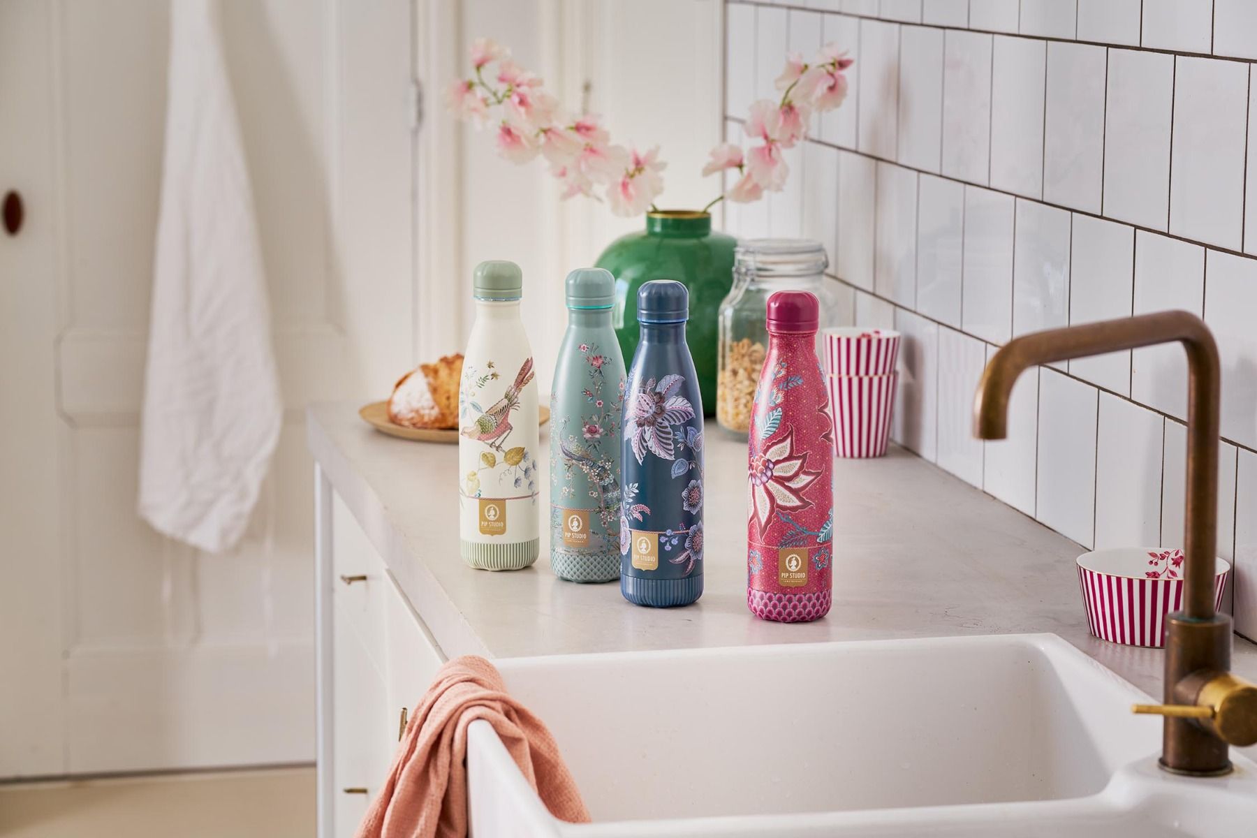 Flower Festival Thermos Bottle Dark Pink 500ml