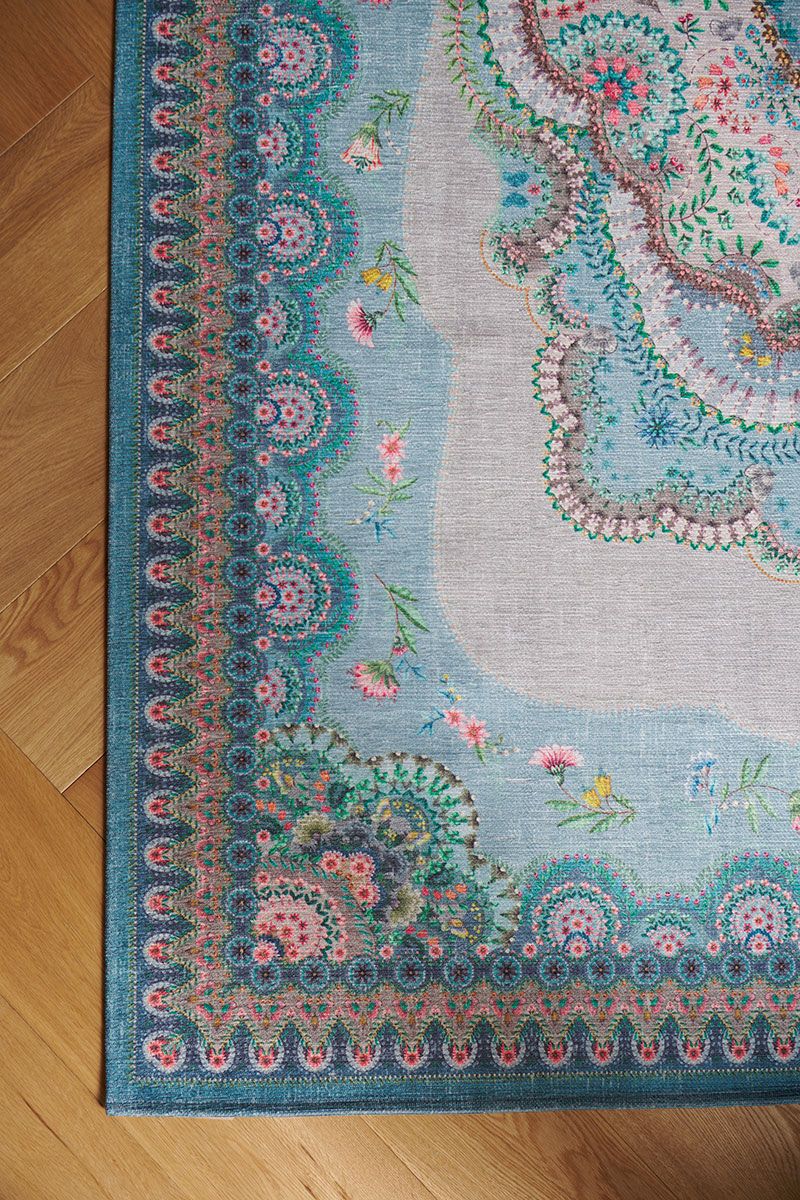 Tapis Majorelle par Pip Pastel Bleu