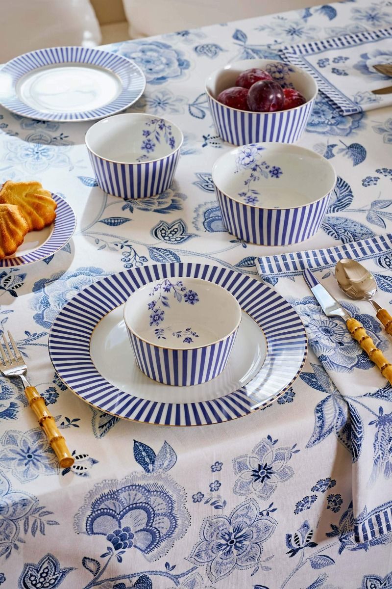 Set/4 Servietten Royal Regal Flower Blau