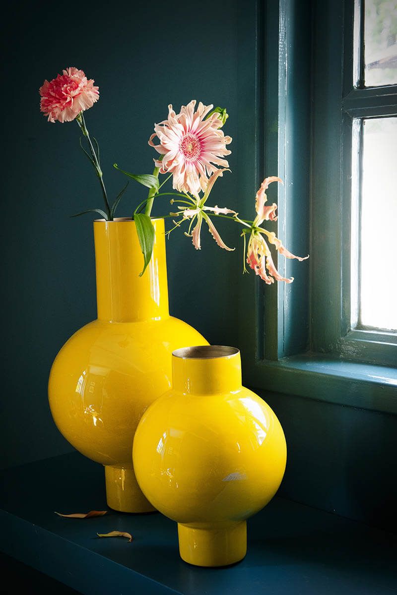 Metal Vase Yellow 24cm