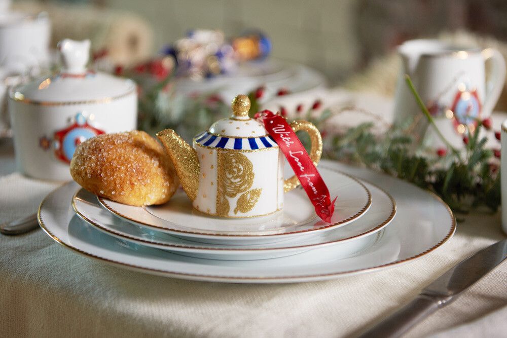 Ornament Glass Teapot 7 cm