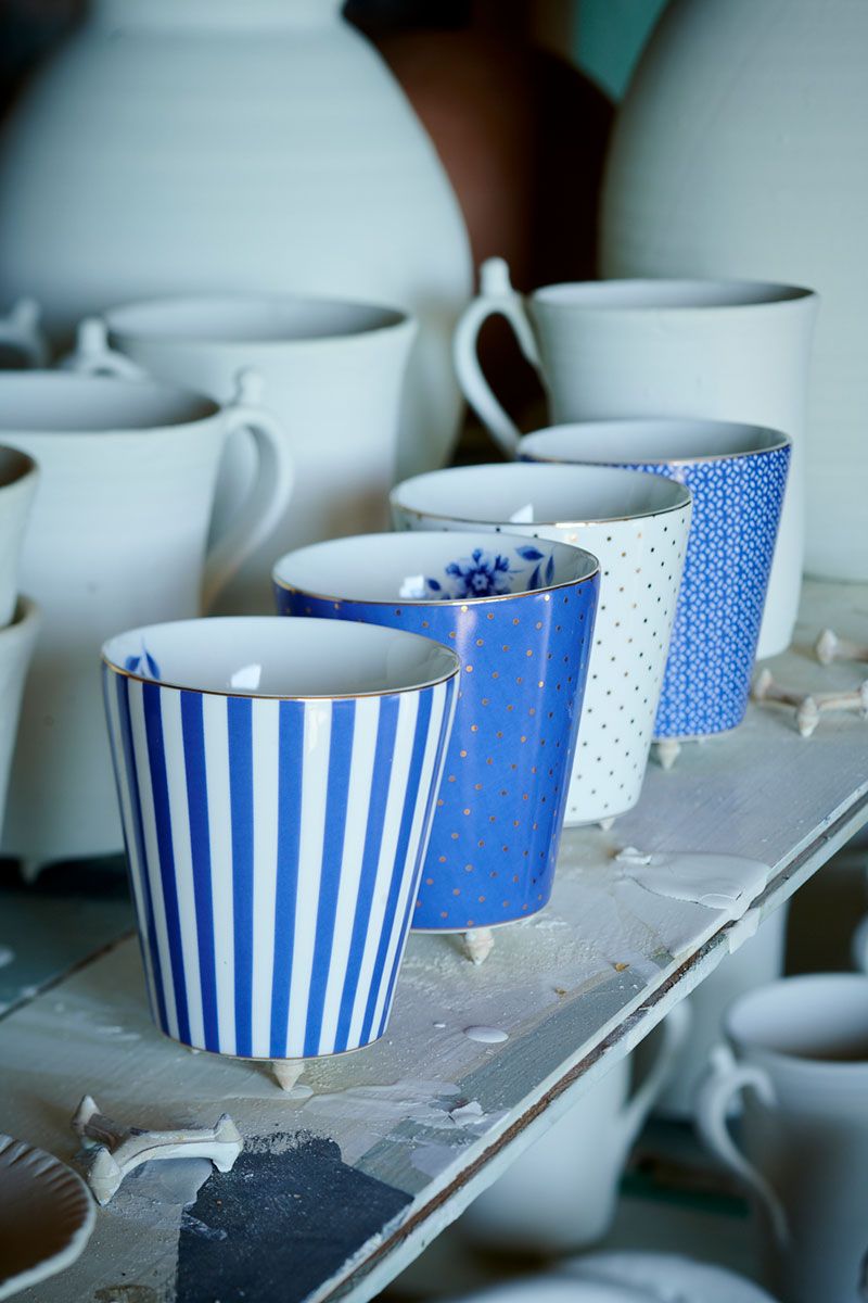 Royal Stripes Tasse Tiles Blau