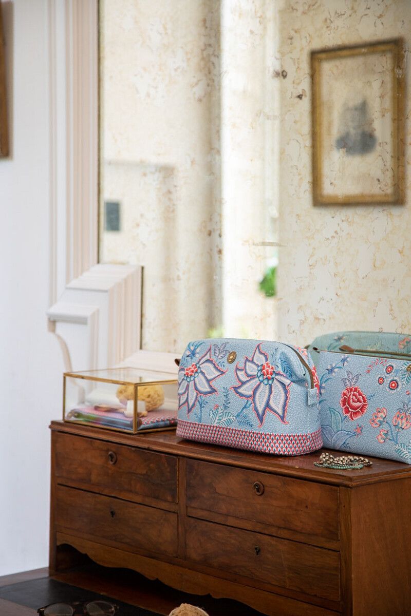 Cosmetic Purse Large Flower Festival Light Blue