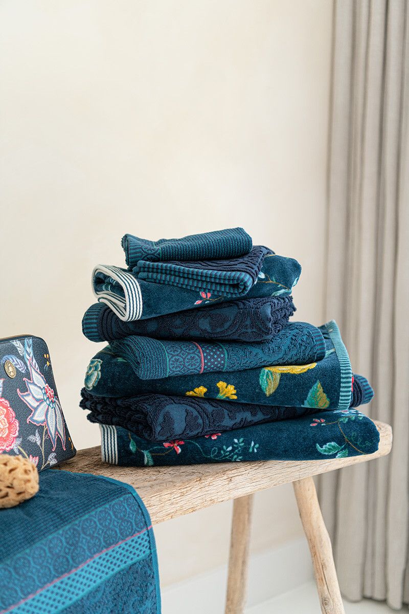 Large Bath Towel Tile de Pip Dark Blue 70x140 cm