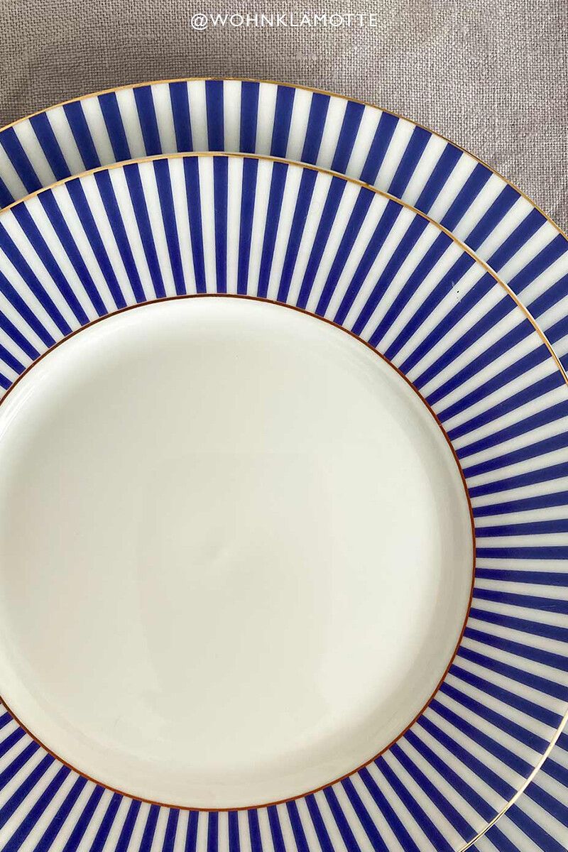 Royal Stripes Pastry Plate Blue 17 cm 