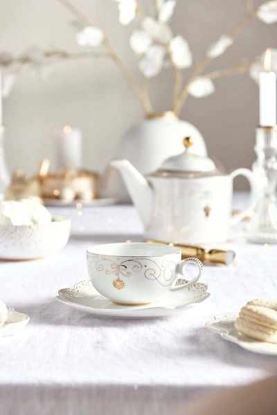 Royal Winter White Cappuccino Cup & Saucer