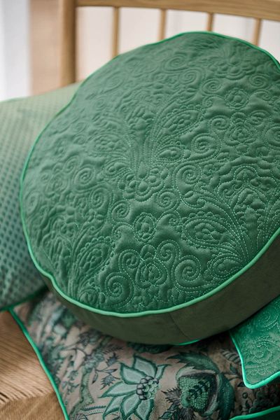 Cushion Round Quiltey Days Dark Green