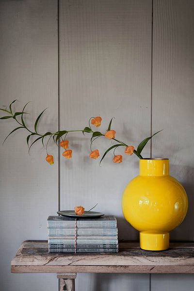 Metal Vase Yellow 24cm