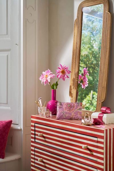 Charly Flaches Necessaire Mittel Matata Lila