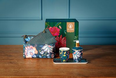 Geschenkset Für Ein Frisches Badezimmer