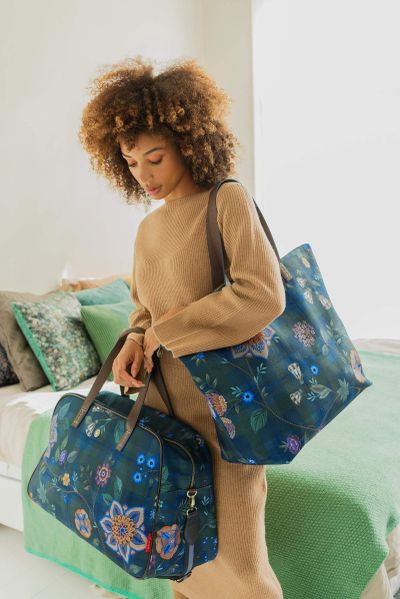 Weekend tote bags for sale best sale