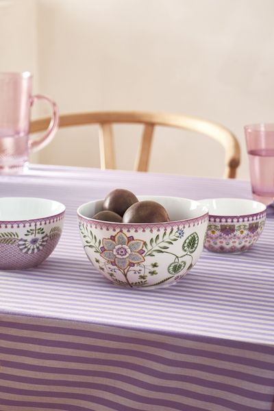 Lily & Lotus Bowl Lilac 18cm