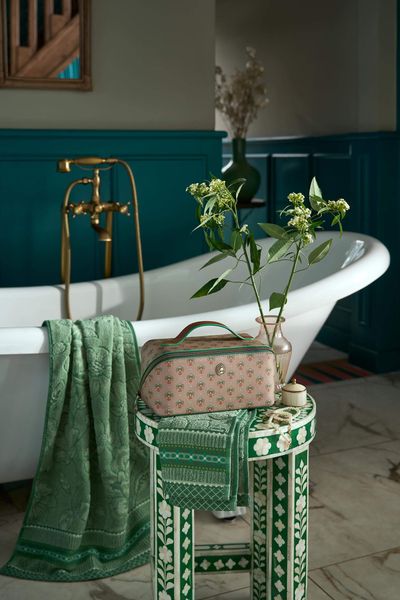 Necessaire Cyrille Mittelgroß Jaipur Flower Grün