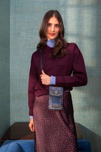Telefontasche Peggy Il Ricamo Blau