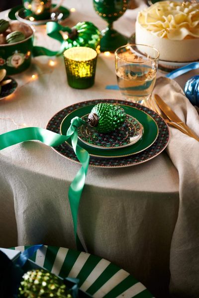 Weihnachtskugel Glas Tannenzapfen Grün 7.5cm