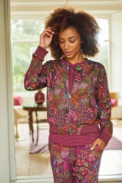 Want to buy sportswear View sports outfits online Pip Studio Pip Studio