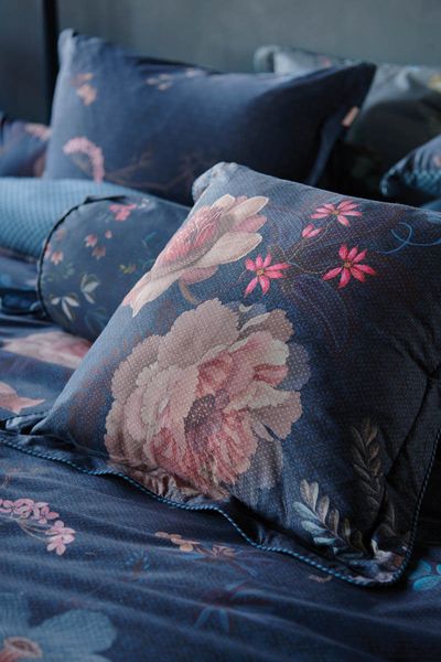 Cushion Square Tokyo Bouquet Dark Blue
