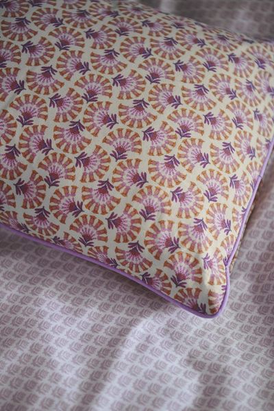 Cushion Rectangle Verano Lilac