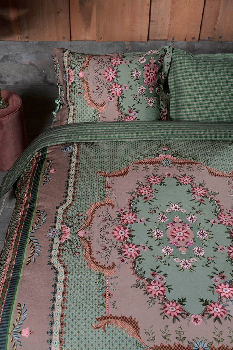 Want to buy Pip Studio bedding? View the complete range Pip Studio